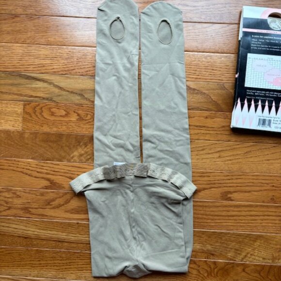 NEW! Revolution Convertible Tights - 2 Pairs - Tan - Women's Size Large L - Picture 7 of 7